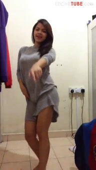 Pretty Teen Latin Twerking Dancing No desnudo
